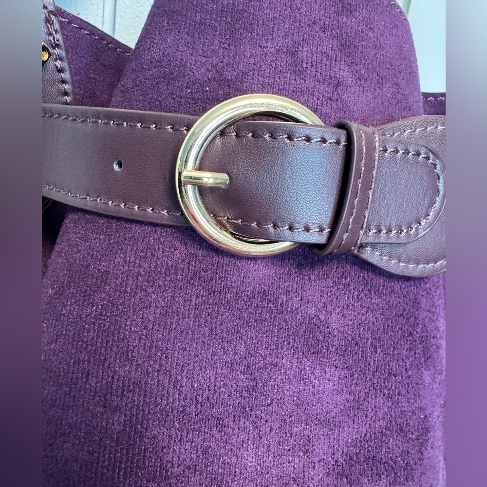 NWOT Elegant Purple Suede Women's Bag - Picture 2 of 15